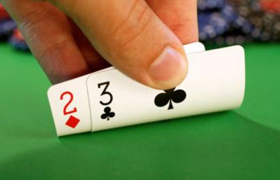 Советы по использованию блефов в покере Как понять блефует ли человек в покере